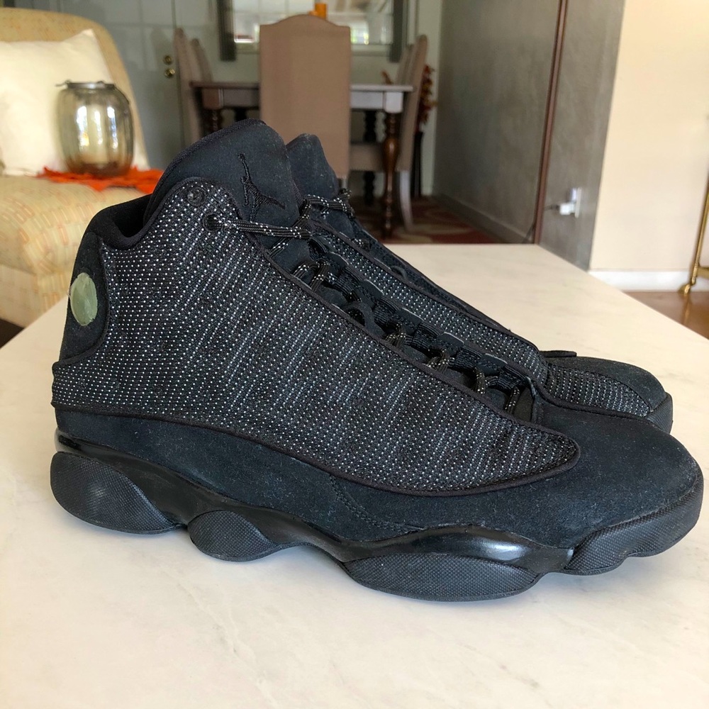 AIR JORDAN 13 RETRO: “CAT BLACK”